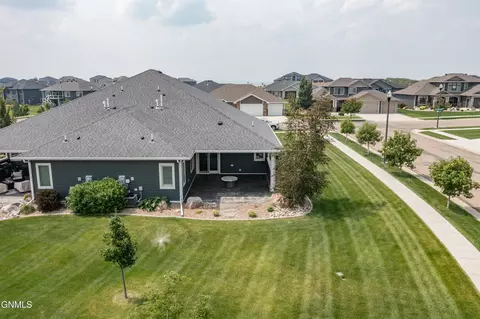 1424 Community Lp, Bismarck, ND 58503 photo 36