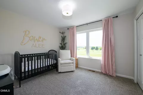 2005 34th Ave SE, Mandan, ND 58554 photo 20