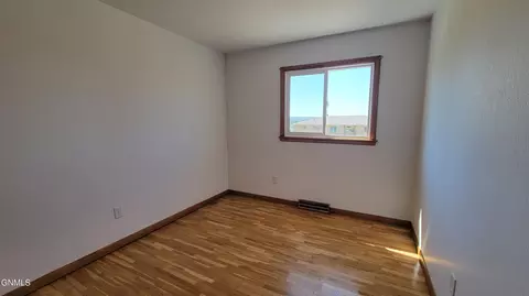 906 3rd St NW, Mandan, ND 58554 photo 28
