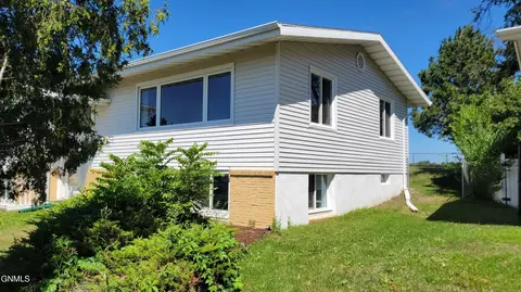 906 3rd St NW, Mandan, ND 58554 photo 39