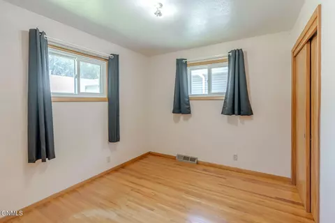 1916 Rosser Ave, Bismarck, ND 58501 photo 18