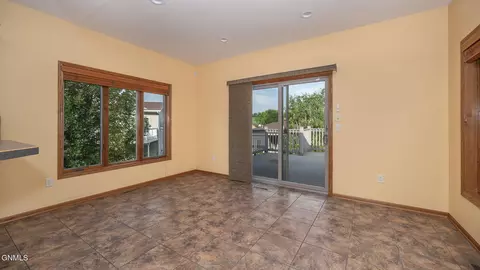 2000 Valley Dr, Bismarck, ND 58503 photo 9