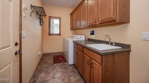2000 Valley Dr, Bismarck, ND 58503 photo 28