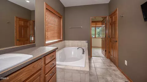 2000 Valley Dr, Bismarck, ND 58503 photo 22