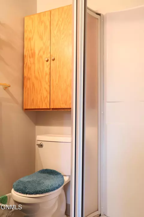 Bath - 617 3rd St NE, Kenmare, ND 58746 photo 2 of 2