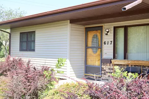 Exterior - 617 3rd St NE, Kenmare, ND 58746 photo 1 of 3