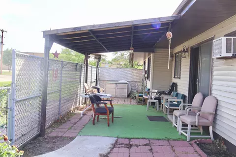 Exterior - 617 3rd St NE, Kenmare, ND 58746 photo 3 of 3