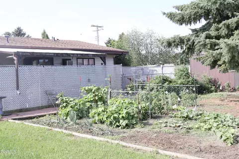 Exterior - 617 3rd St NE, Kenmare, ND 58746 photo 2 of 3