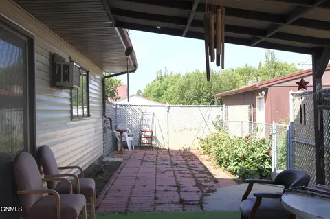 Exterior - 617 3rd St NE, Kenmare, ND 58746 photo 3 of 3