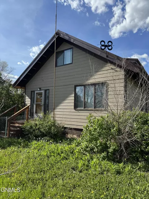 300 Custer St, Wolf Point, MT 59201
