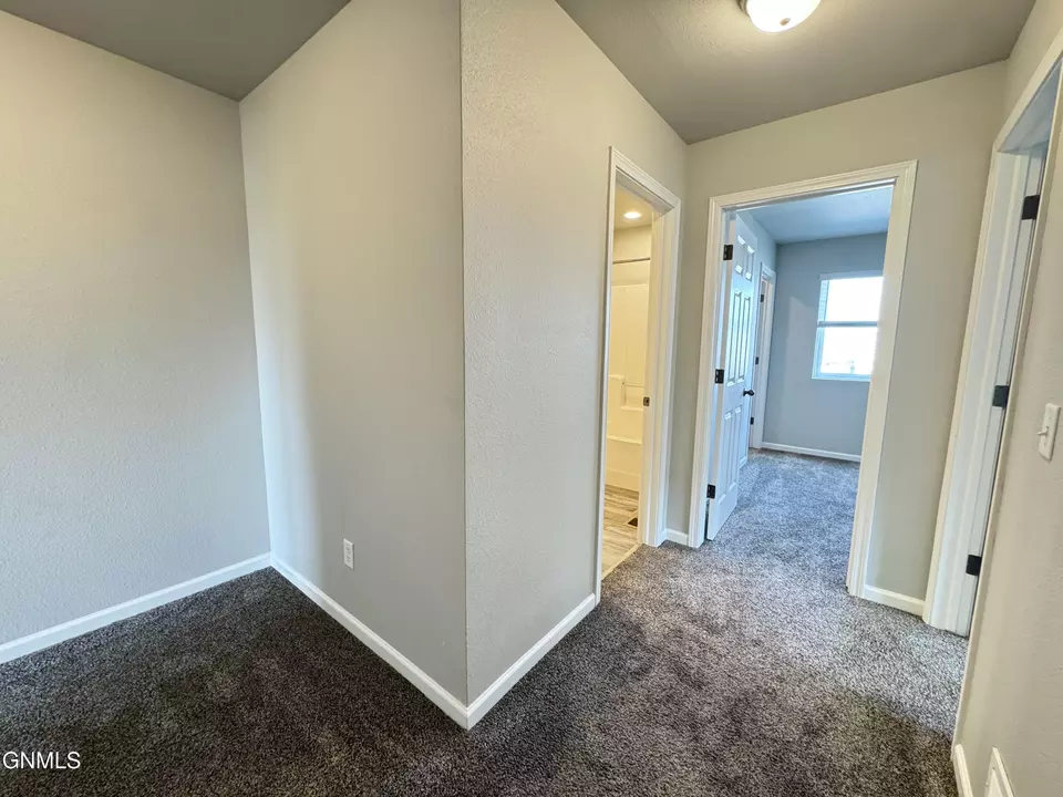 Entry Way - 6985 Majestic Loop, Lincoln, ND 58504 photo 6 of 6
