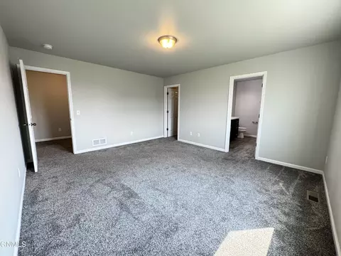 Bedroom - 6985 Majestic Loop, Lincoln, ND 58504 photo 1 of 8