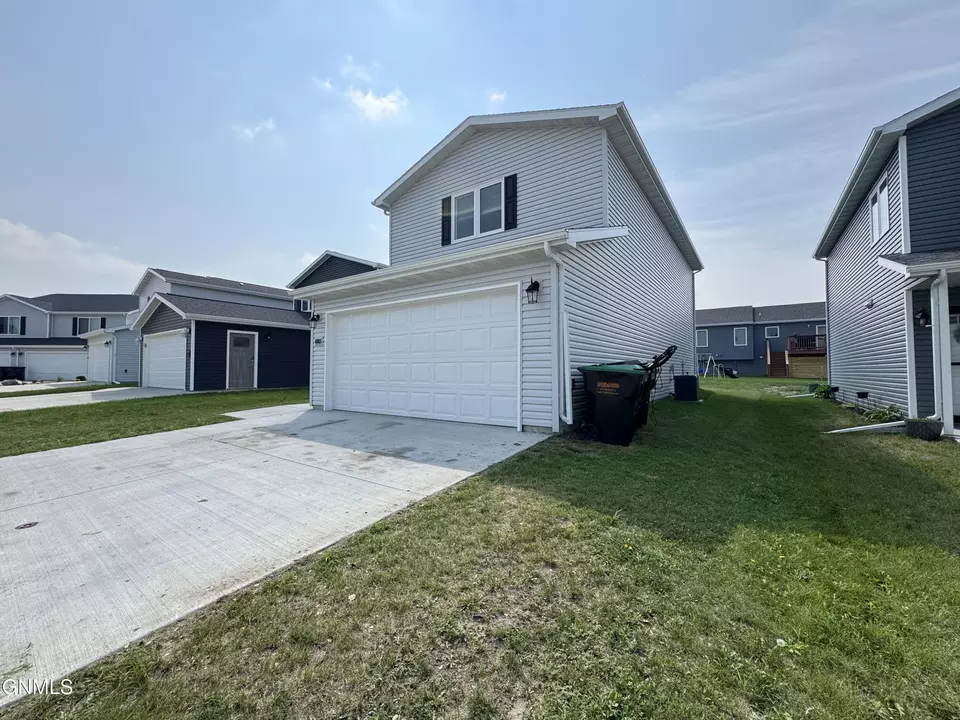 Other - 6985 Majestic Loop, Lincoln, ND 58504 photo 4 of 15
