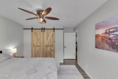 2855 Warwick Loop, Bismarck, ND 58504 photo 17