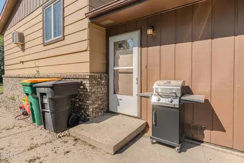 331 333 Ingals Ave W, Bismarck, ND 58504 photo 66