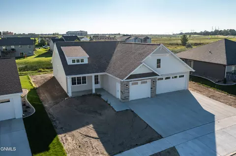 322 Flint Dr, Bismarck, ND 58503 photo 27