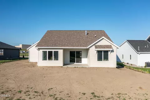 322 Flint Dr, Bismarck, ND 58503 photo 35