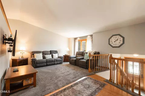 2216 Jackson Ave, Bismarck, ND 58501 photo 15
