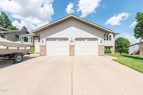 2216 Jackson Ave, Bismarck, ND 58501 photo 10