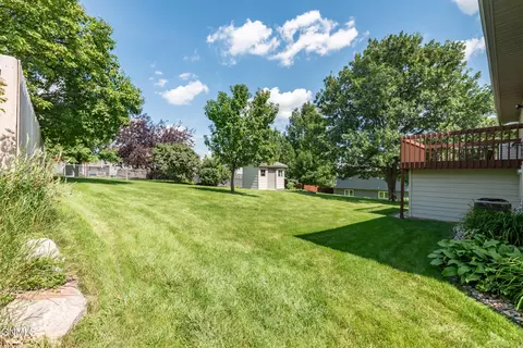 2216 Jackson Ave, Bismarck, ND 58501 photo 39