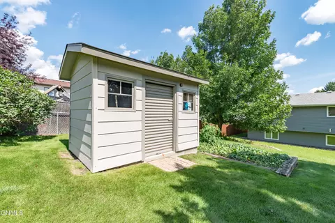 2216 Jackson Ave, Bismarck, ND 58501 photo 43