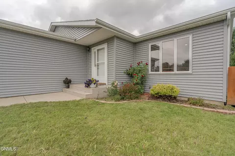 Exterior - 4643 Kost Dr, Bismarck, ND 58503 photo 3 of 7