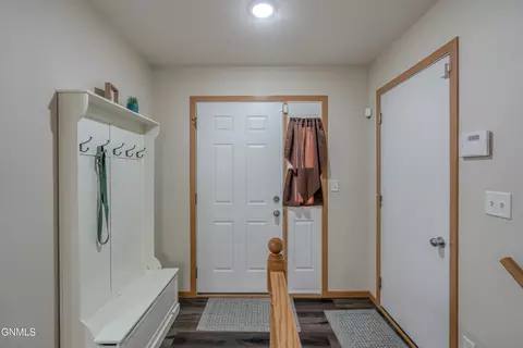 Entry Way - 4643 Kost Dr, Bismarck, ND 58503 photo 3 of 6