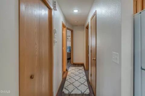 Entry Way - 4643 Kost Dr, Bismarck, ND 58503 photo 4 of 6