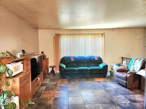 Living - 12118 Johnathan Ave, Menoken, ND 58558 photo 1 of 1