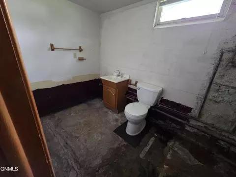 314 College St, Flasher, ND 58535 photo 15