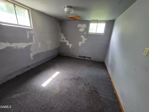 314 College St, Flasher, ND 58535 photo 14
