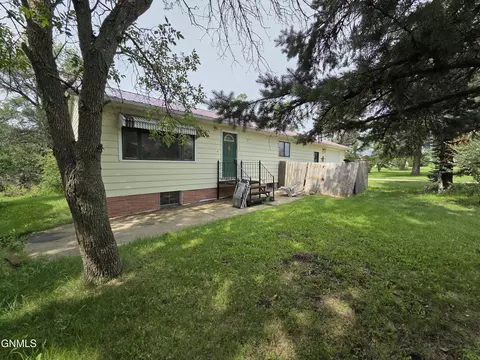 314 College St, Flasher, ND 58535 photo 16