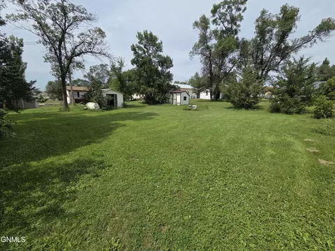 314 College St, Flasher, ND 58535 photo 19