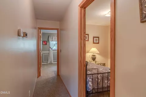 Entry Way - 107 E Owens Ave, Bismarck, ND 58501 photo 5 of 10