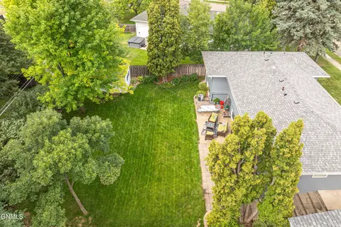 Exterior - 107 E Owens Ave, Bismarck, ND 58501 photo 17 of 17