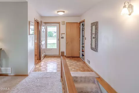 Entry Way - 107 E Owens Ave, Bismarck, ND 58501 photo 7 of 10