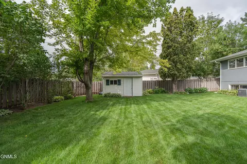 Exterior - 107 E Owens Ave, Bismarck, ND 58501 photo 11 of 17