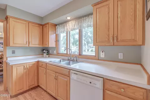 Kitchen - 107 E Owens Ave, Bismarck, ND 58501 photo 1 of 5