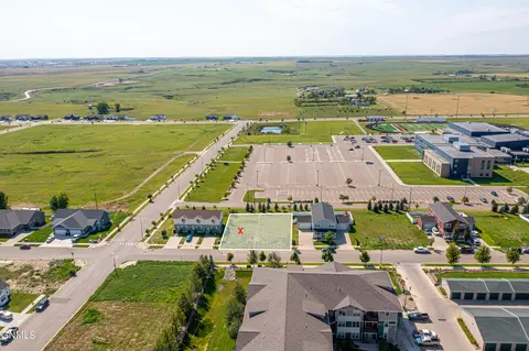 L1l1b23b30 Long Branch Avenue, Williston, ND 58801