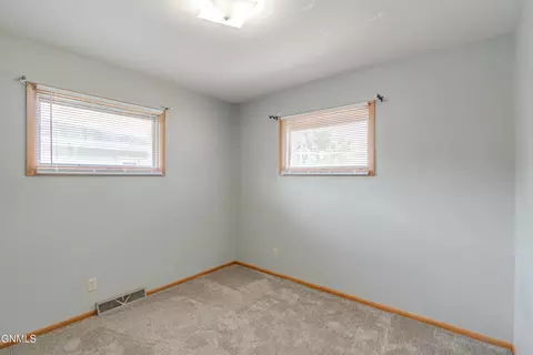 Bedroom - 502 Ingals Ave, Bismarck, ND 58504 photo 1 of 7