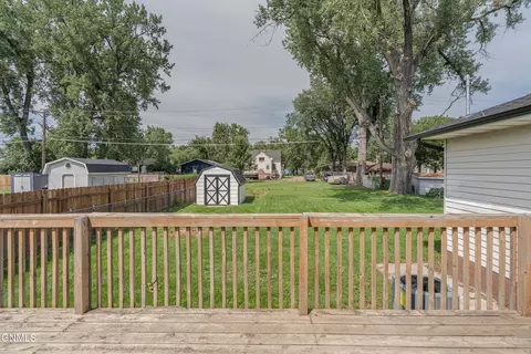 Exterior - 502 Ingals Ave, Bismarck, ND 58504 photo 8 of 12