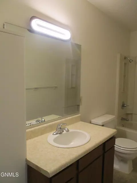 2608 18th Ave W, Williston, ND 58801 photo 21