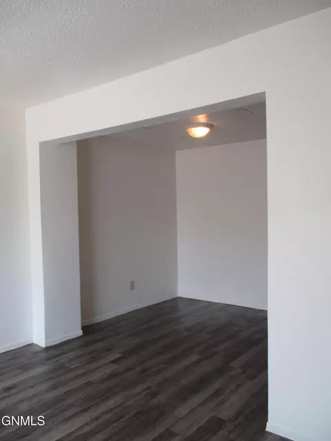2608 18th Ave W, Williston, ND 58801 photo 8