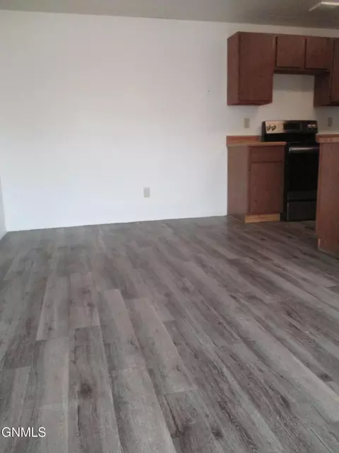 2608 18th Ave W, Williston, ND 58801 photo 10