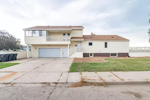 1110 Main St W, Mandan, ND 58554