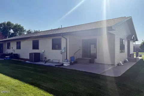 1804 16th Ave W, Williston, ND 58801 photo 46