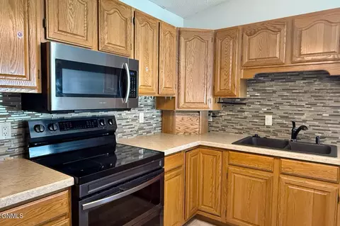 1804 16th Ave W, Williston, ND 58801 photo 17
