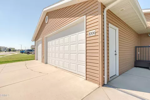 1006 Calvert Dr, Bismarck, ND 58503 photo 62