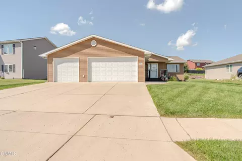 1006 Calvert Dr, Bismarck, ND 58503 photo 58