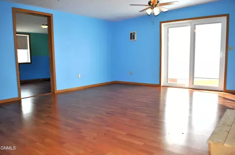108 1st St N, Braddock, ND 58524 photo 18